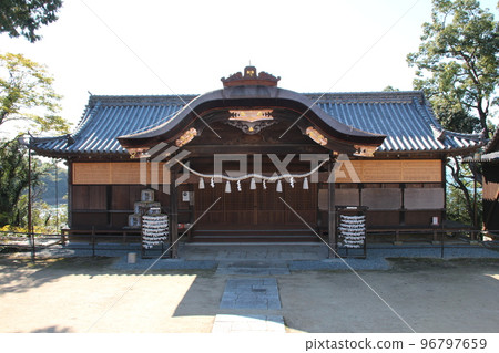 Murotsu Townscape, Kamo Shrine Worship Hall, Murotsu, Mitsucho, Tatsuno City, Hyogo Prefecture 96797659