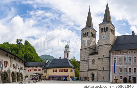 Downtown of Berchtesgaden, famous historic town in Nationalpark Berchtesgadener Land, Upper Bavaria, Germany Downtown of Berchtesgaden, famous historic town in Nationalpark Berchtesgadener Land, Upper Bavaria, Germany 96801840