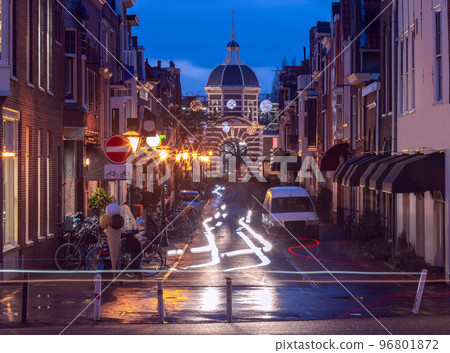 The old city gate Morspoort in Leiden at sunrise. The old city gate Morspoort in Leiden at sunrise. 96801872
