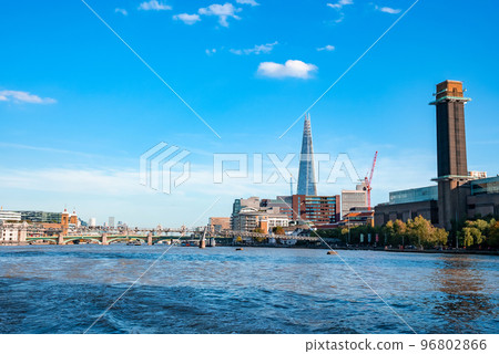River Thames in London with beautiful scenery around on a warm summer day. Beautiful London view. 96802866