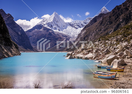 Turquoise Paron lake in Cordillera Blanca, snowcapped Andes, Ancash, Peru Turquoise Paron lake in Cordillera Blanca, snowcapped Andes, Ancash, Peru 96806561