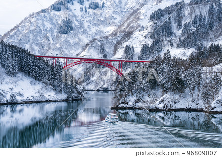 Shogawa Gorge (Winter) Shogawa Gorge (Winter) 96809007