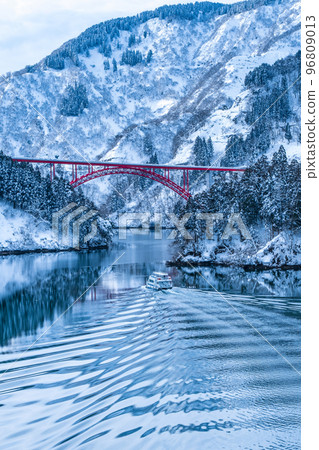 Shogawa Gorge (Winter) 96809013