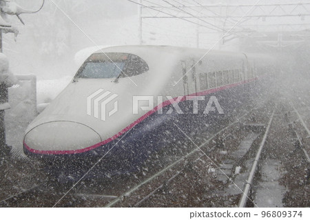 Winter Joetsu Shinkansen E2 1000系列 Winter Joetsu Shinkansen E2 1000系列 96809374