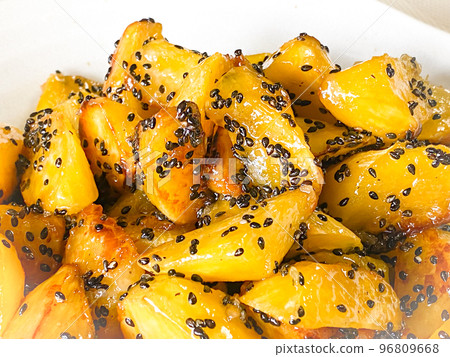 Daigaku imo made with sweet Anno imo Daigaku imo made with sweet Anno imo 96809668