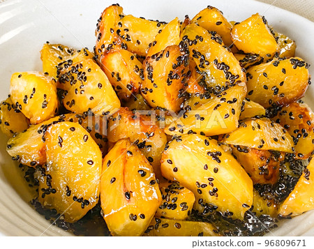 用甜的 Anno imo 製作的 Daigaku imo 96809671