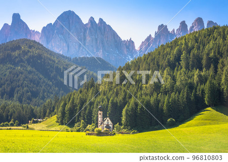 St Johann Church in idyllic Santa Maddalena, Dolomites, Italy 96810803