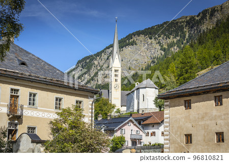 Idyllic landscape of Zernez village, Engadine, Swiss Alps, Switzerland 96810821