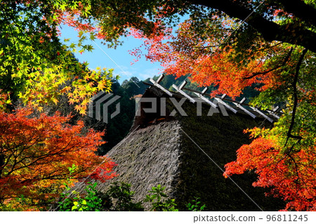 Korankei, Asuke Town, in autumn colors Korankei, Asuke Town, in autumn colors 96811245