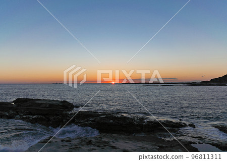 【志原海灘（傍晚）】和歌山縣西室町白濱町日置市 96811311