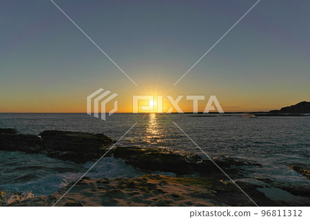 【志原海灘（傍晚）】和歌山縣西室町白濱町日置市 96811312