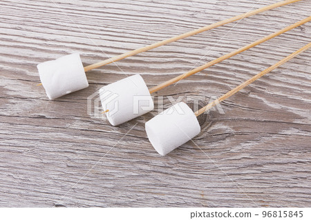 Marshmallows on wood Marshmallows on wood 96815845