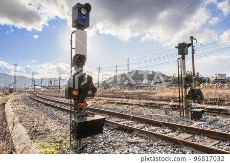 Track Mine City, Yamaguchi Prefecture Mine Line Discontinued Line Melancholy Nostalgia JR West Journey Single Track Track Mine City, Yamaguchi Prefecture Mine Line Discontinued Line Melancholy Nostalgia JR West Journey Single Track 96817032