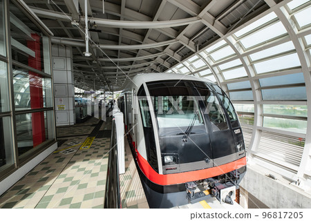 沖繩縣那霸市的沖繩城市單軌電車始發站手田子浦西站 沖繩縣那霸市的沖繩城市單軌電車始發站手田子浦西站 96817205