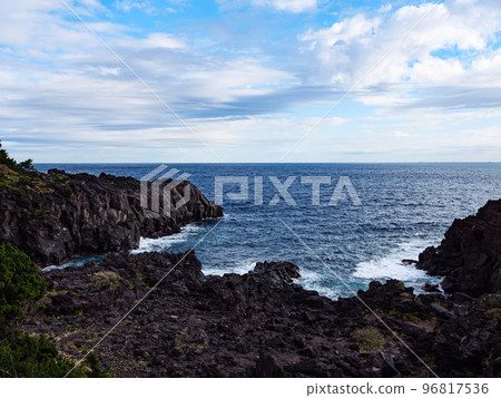 Jogasaki coast in winter Jogasaki coast in winter 96817536