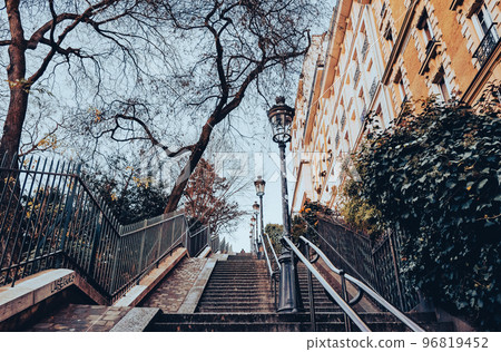 Paris Montmartre hill winter view 96819452