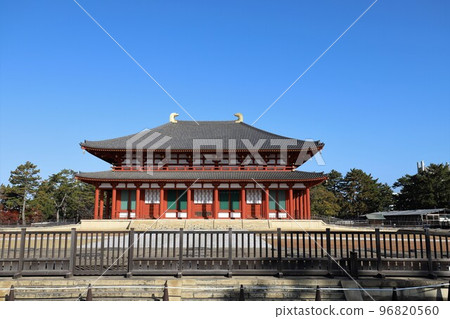 Autumn leaves of Nara Park Autumn leaves of Nara Park 96820560