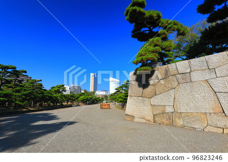 [Kagawa Prefecture] Sunport Takamatsu from Tamamo Park 96823246