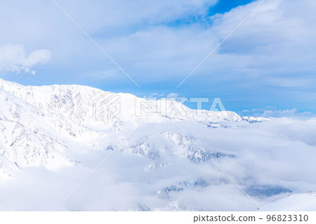 【冬季素材】雪季的唐松山登山【長野縣】 【冬季素材】雪季的唐松山登山【長野縣】 96823310
