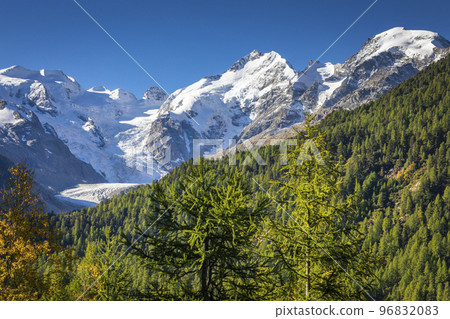 Bernina and Palu mountain range with glaciers in the Alps, Engadine, Switzerland Bernina and Palu mountain range with glaciers in the Alps, Engadine, Switzerland 96832083