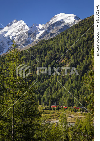 Bernina and Palu mountain range with glaciers in the Alps, Engadine, Switzerland 96832246