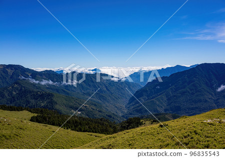 Sunny landscape of the Hehuanshan mountain Sunny landscape of the Hehuanshan mountain 96835543