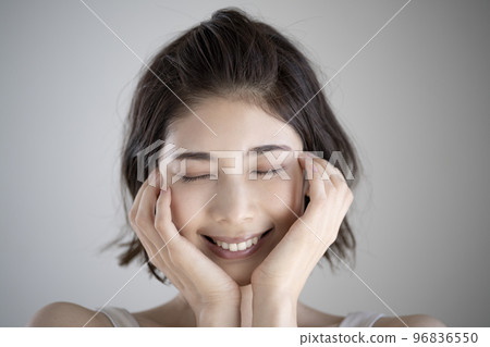Alasar woman beauty skincare image portrait Alasar woman beauty skincare image portrait 96836550