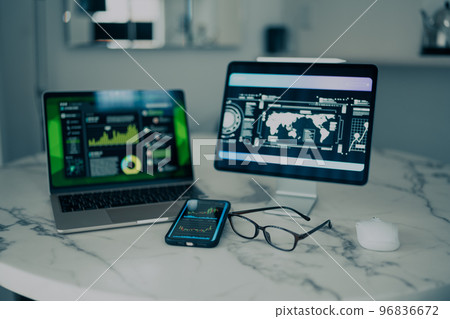 Information displayed in gadgets 96836672