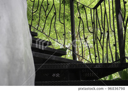 Modern exterior of coffee shop 96836798