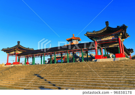 [Kumamoto Prefecture] Shisui Confucius Park in sunny weather (Suseitei Rokkakutei) 96838178