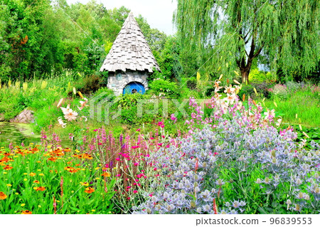 北海道遊記 七月的上野農場 下午的花園 北海道花園路 96839553