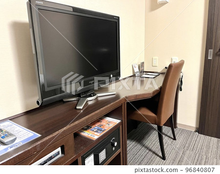 Let's work remotely at a business hotel 96840807