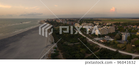 Lido Adriano town and beach 96841632