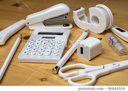 白色文具辦公用品配件 96843034