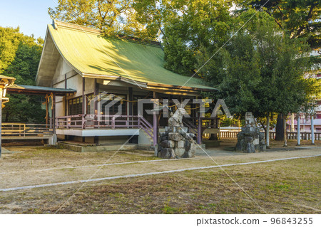 浪速神社本殿（大阪府大阪市浪速區浪速西） 96843255
