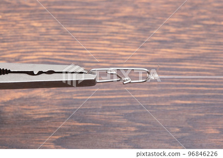 如何系釣魚扣 96846226