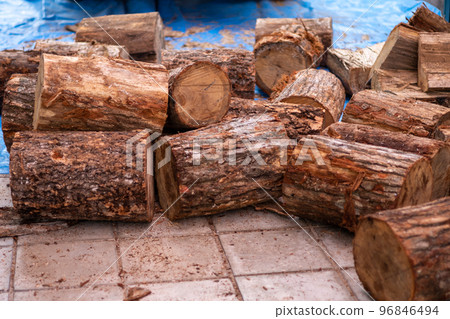 logs for wood stove 96846494