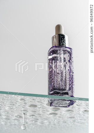 Glass tube of cosmetic 96849972