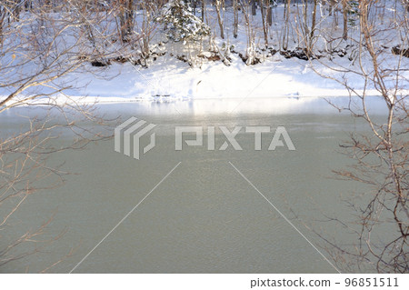 Yubari River in winter 96851511