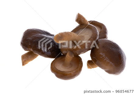 boiled shiitake mushrooms isolated 96854677