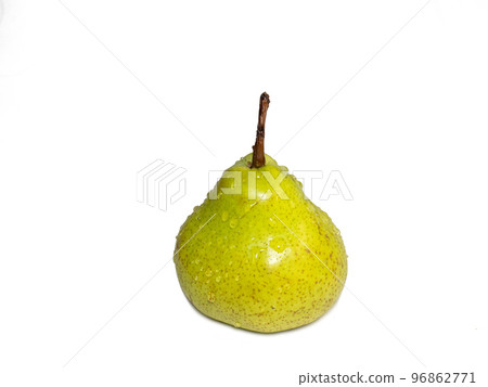 Pear Pakham on a white background.Pear in water droplets.  A fragrant variety of pears. 96862771