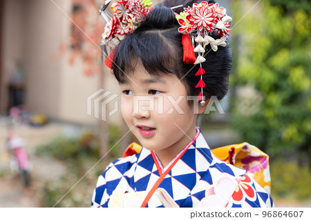 日本頭髮好看的7歲女孩七五桑 96864607