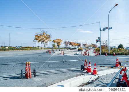 Work to increase the number of lanes on the main road National Route 17 Jobu Road Hasunuma intersection 2022.11 a-4 cool color 96864881