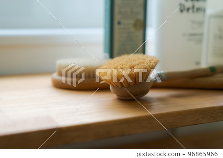 window in the bathroom 96865966