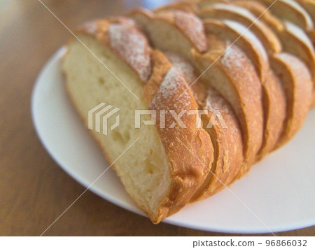家庭麵包店軟法式麵包 96866032