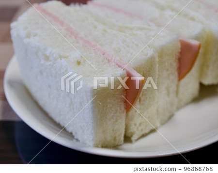 火腿三明治特寫 96868768