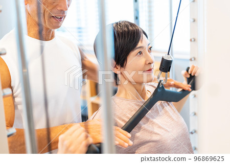 私人健身房 中年婦女 96869625