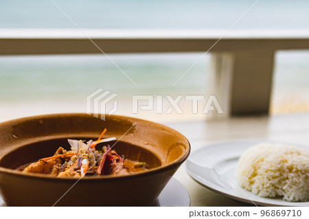 海邊咖啡館的民族美食 海邊咖啡館的民族美食 96869710