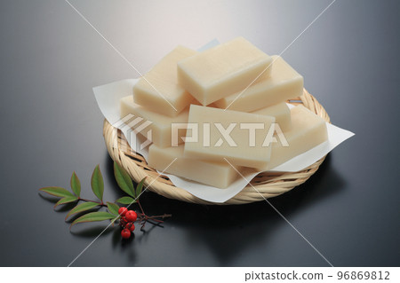 Cut rice cake Cut rice cake 96869812