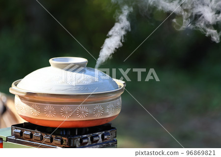 clay pot rice at camp clay pot rice at camp 96869821